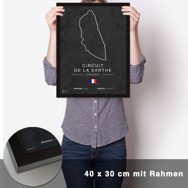Lade das Bild in den Galerie-Viewer, Circuit de la Sarthe Rennstrecken Poster - Dunkel - CARTISTRY