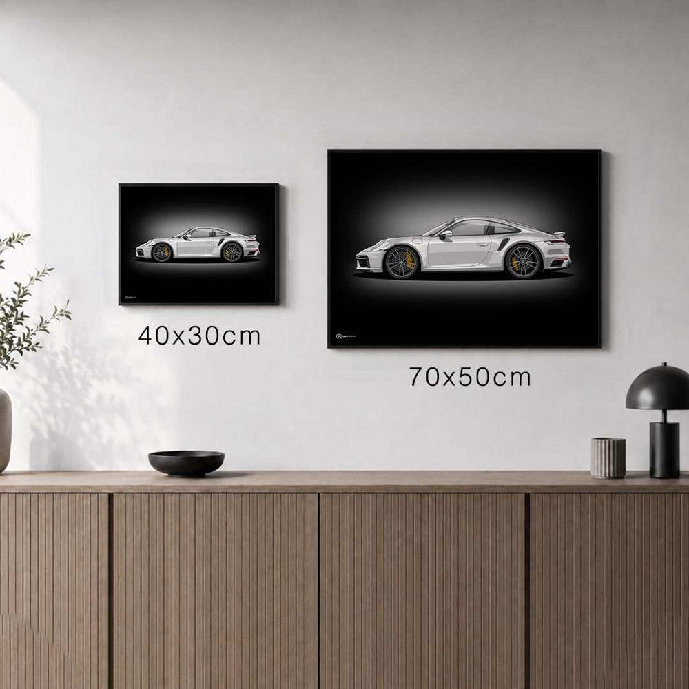 Größenvergleich für 911 Turbo (992) Artwork Poster Dunkel